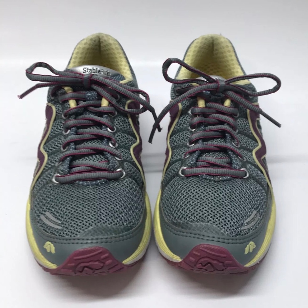 Karhu Fulcrum Stable Ride Running Shoes Size 7